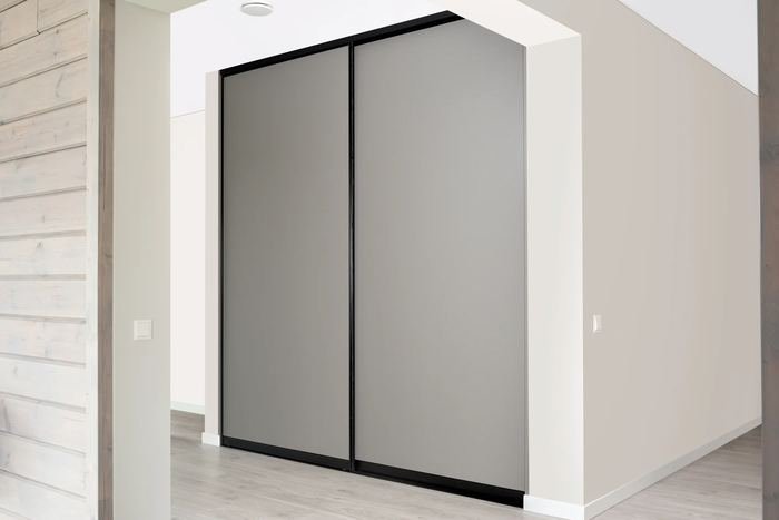 Sliding-door wardrobe made to measure